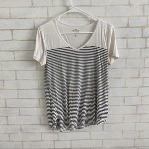 🔸7 for $27🔸 Hollister Easy Tee